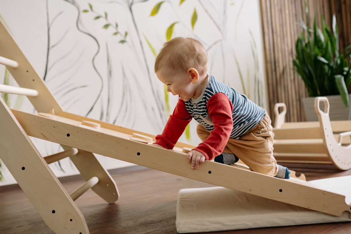 24 Hour Guidelines - Young People 0-5_Feed Image